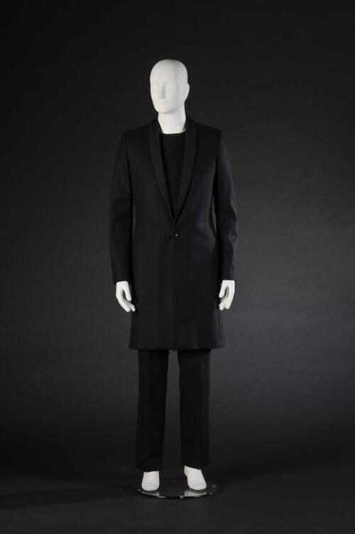 Ensemble bestaande uit mantel, top en lange broek