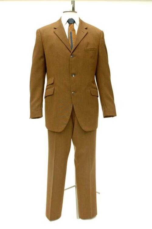 Pak bestaande uit broek en jasje