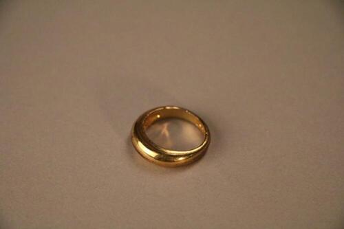 Ring in goudkleurig metaal