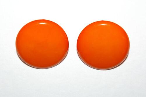Oorbellen in oranje plastic