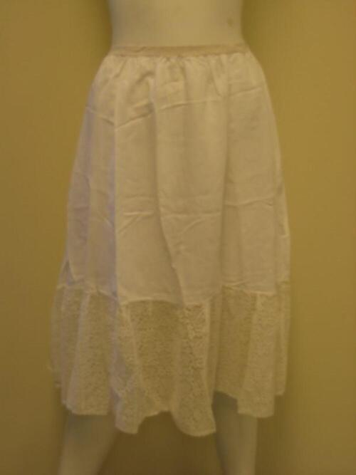 Onderrok in witte nylon