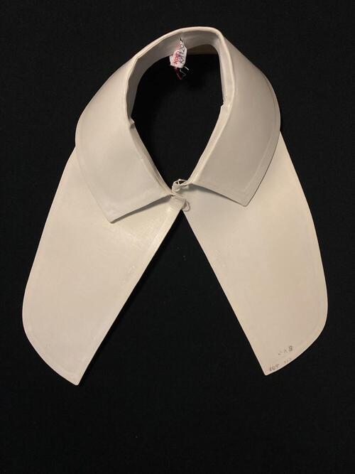Boord met plastron
