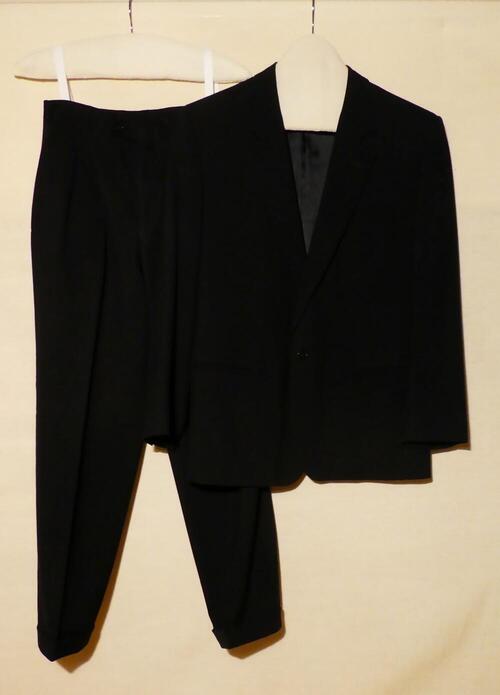 Tweedelig pak (man) bestaande uit colbert en broek van donkerblauwe wol