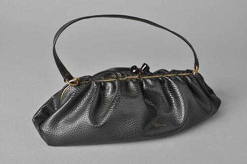 Zwarte handtas in reptielprint
