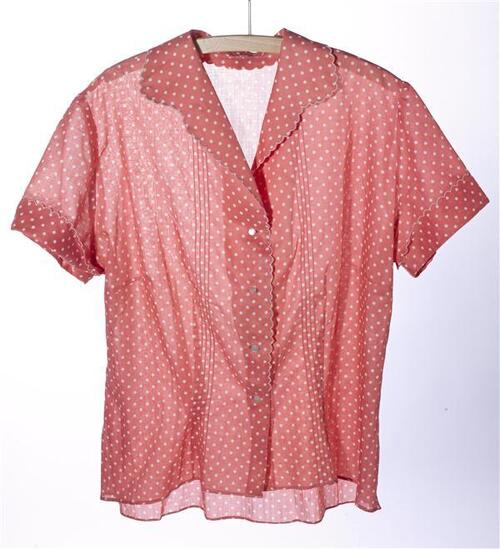 Blouse, oranjeroze katoen met uitgespaarde witte stipjes