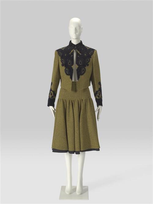 Mantelpak en blouse