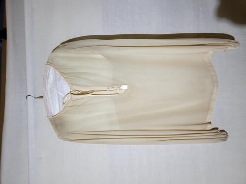 Tuniekblouse van crèmekleurige crêpezijde