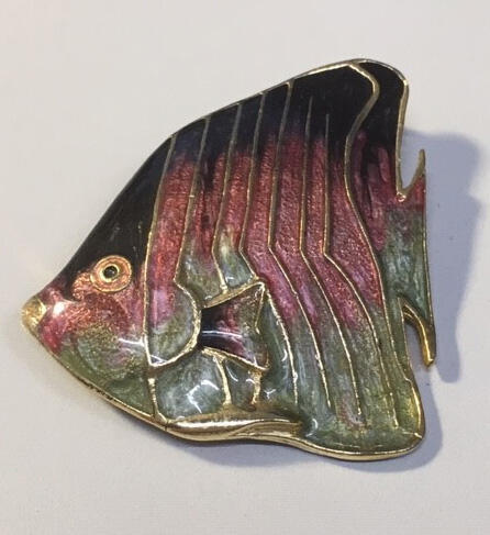 Broche