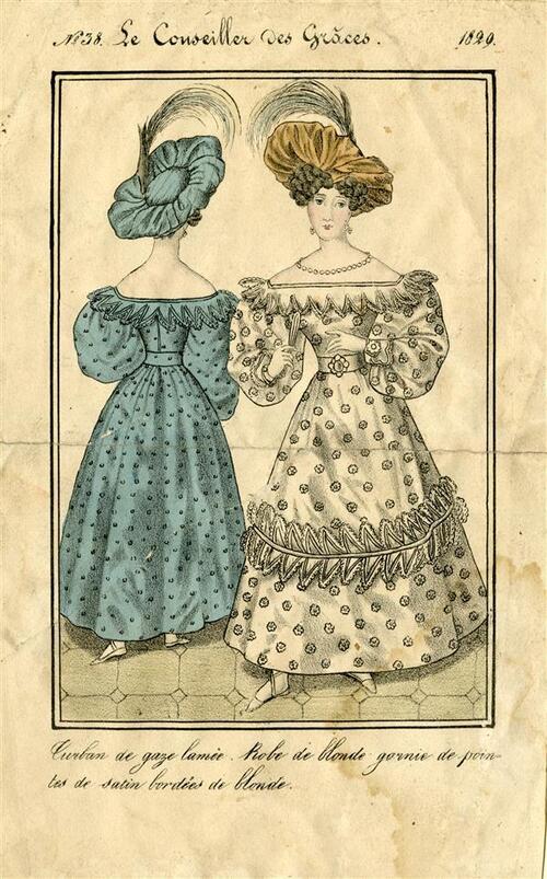 Le Conseiller des Grâces, Turban de gaze lamée. Robe de blonde garnie de pointes de satin bordées…