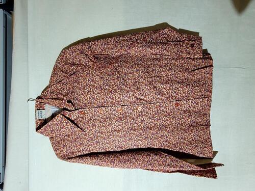 Blouse, bedrukt katoen, rood fond met wit/groen/blauw bloemdessin