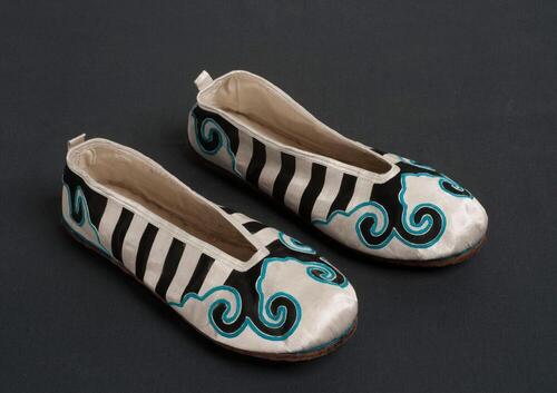 Schoen
