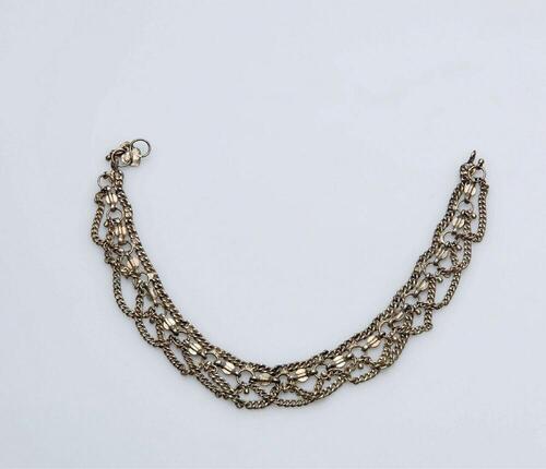 Schakelketting van blank metaal