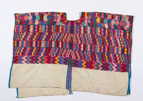 Huipil met geometrische motieven