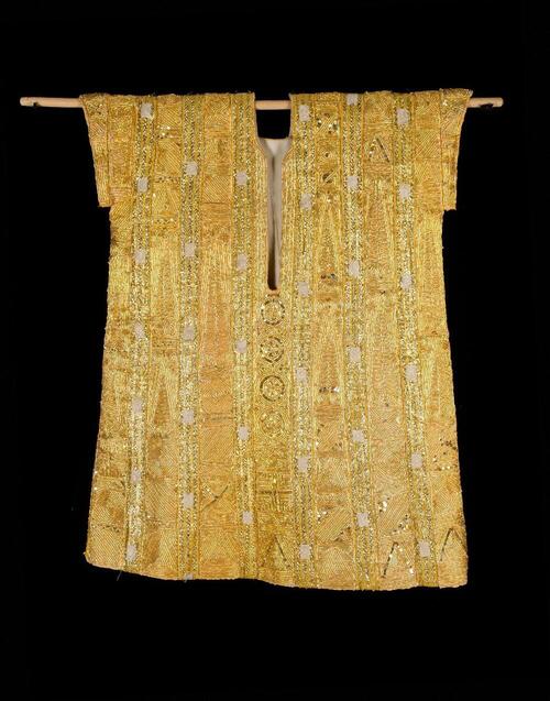 Bridal tunic of embroidery with silver-gilt thread