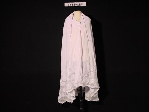 Sluier, onderdeel van bidkleding voor moslimvrouw