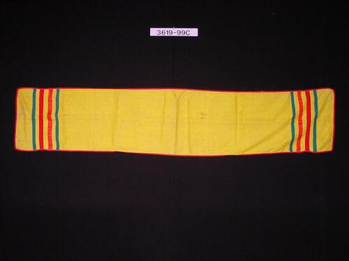 Doek, onderdeel van mannenkostuum