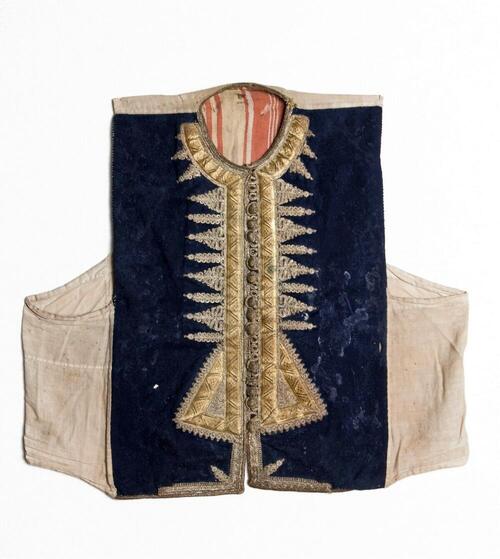 Vest van fluweel met gouddraad