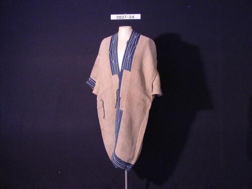 Mannenfeestkimono met applicatie