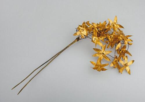 Hair ornament