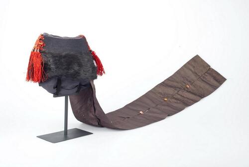 Woman's headdress