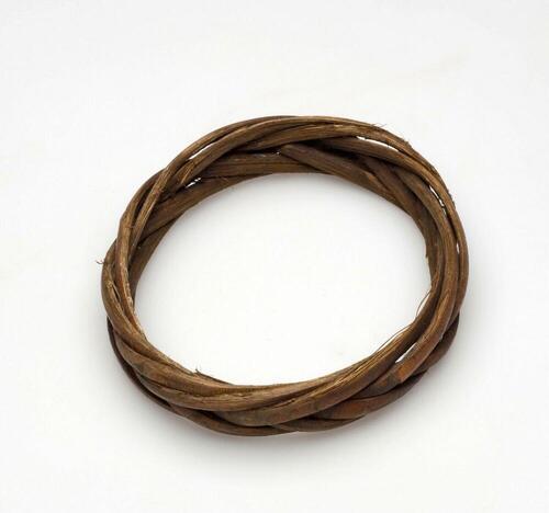 Polsband van gevlochten rotan