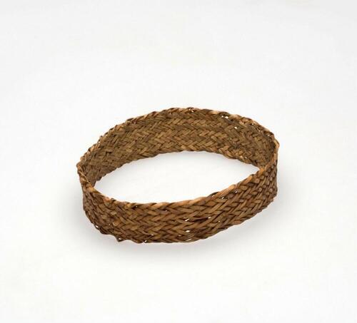 Armband van gevlochten rotan