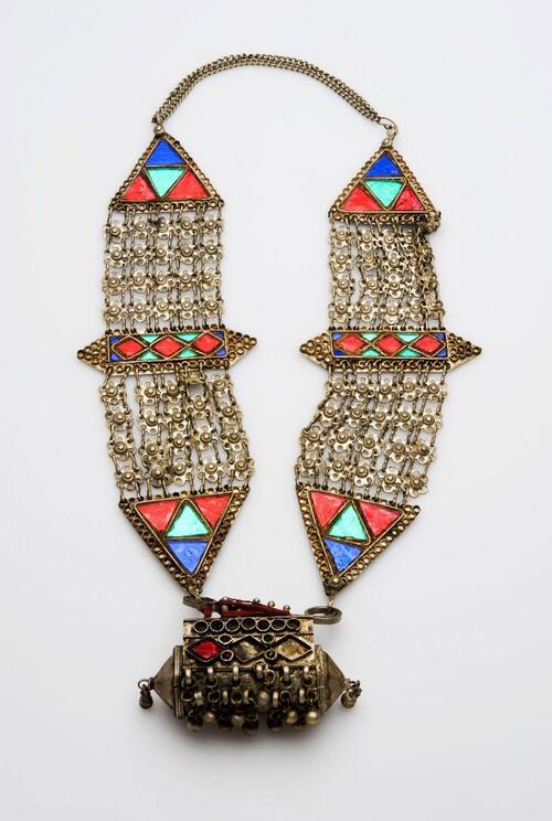Halsketting van zilverlegering, met hanger