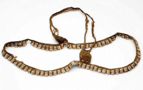 Adornment for breast and back, made of Job's tears