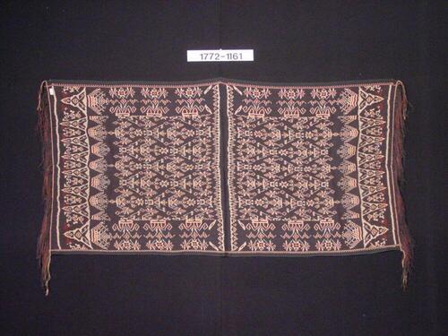 Katoenen schouderdoek met ornament in scheringikat