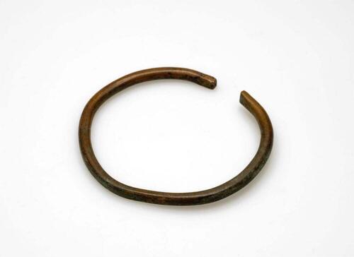 Gladde roodkoperen armband