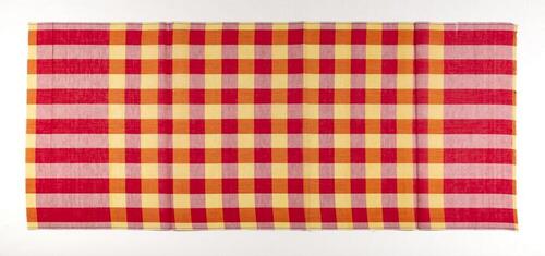 Een katoenen doek gebruikt door mannen voor verschillende doeleinden.