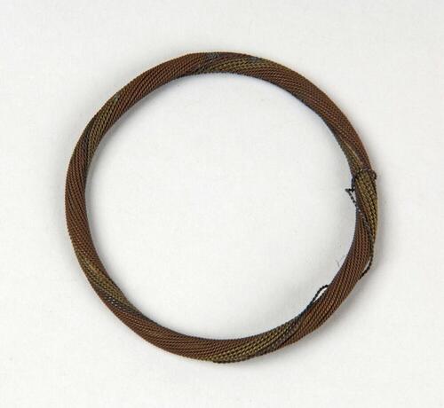 Armband van koperdraad en bladeren