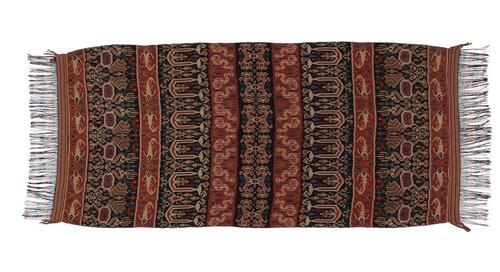 Cotton shoulder or hip cloth for men with animal pattern in ikat on the warp thread