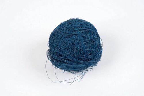 Kluwen blauw garen