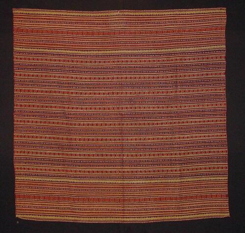 Katoenen heupdoek met ornament in scheringikat