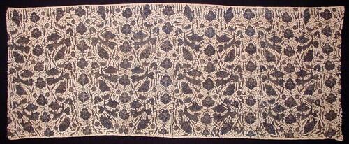 Gebatikte doek met bloemmotief