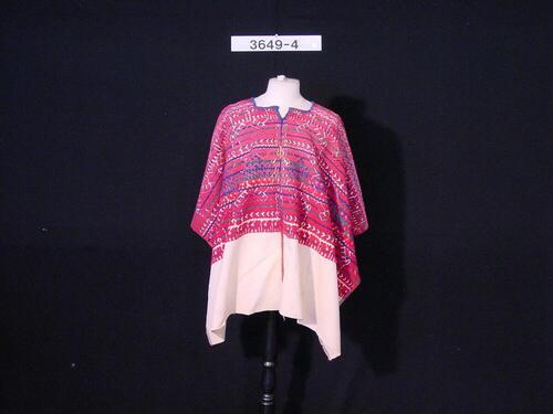 Vrouwenblouse met ingeweven motieven