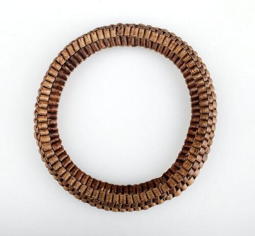 Arm band