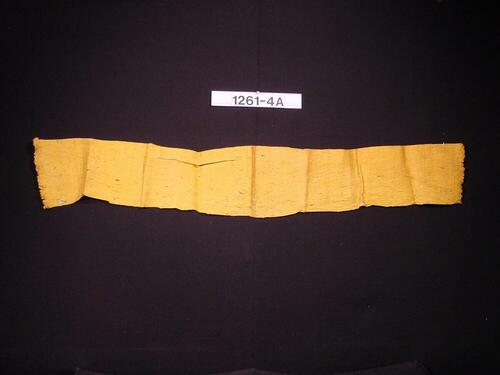 Hoofddoek met streepjesmotief