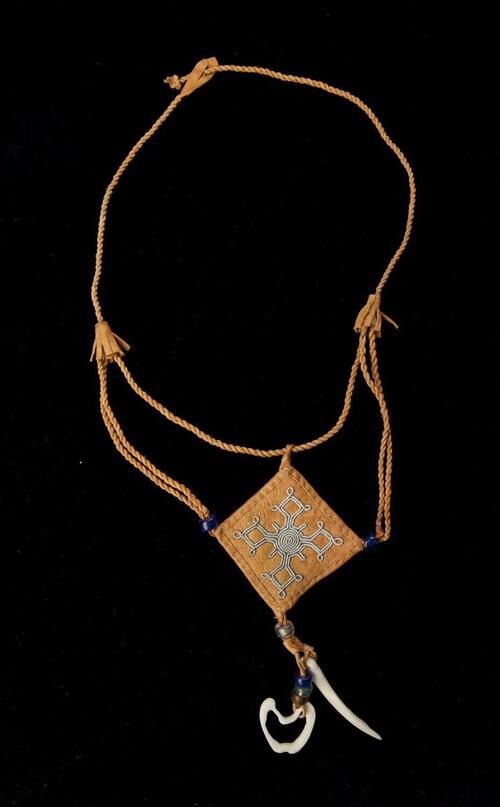 Amulet and necklace