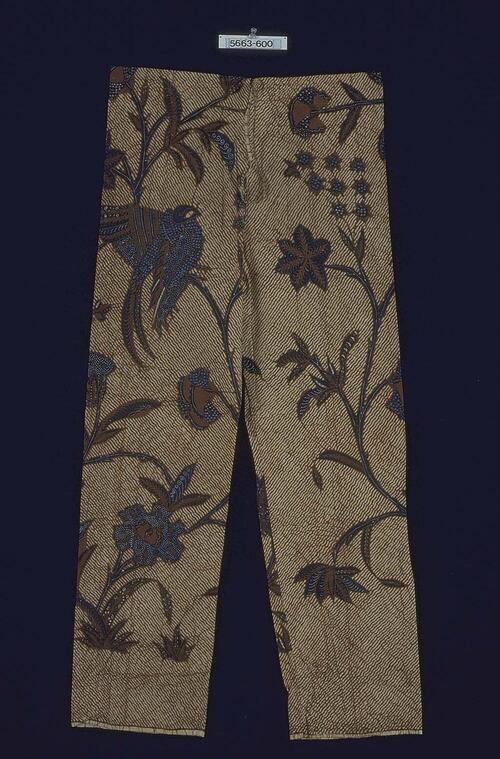 Katoenen slaapbroek met bloemen, bladeren en fabelvogels