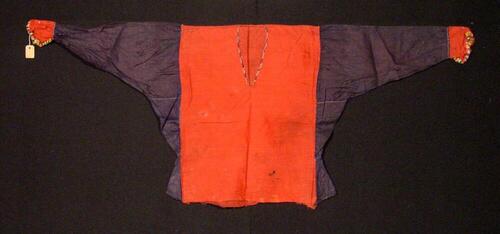 Blouse van rode en donkerblauwe katoen