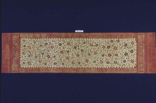 Katoenen schouderdoek met bloemen en bladeren
