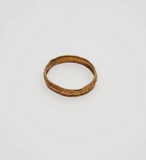 Ring voor een jong meisje