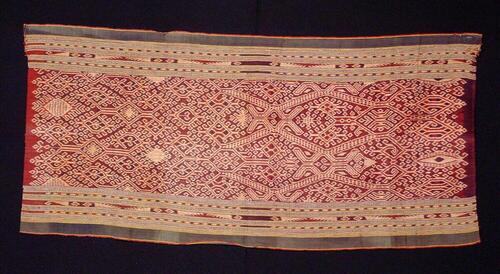 Rok met ornament in scheringikat