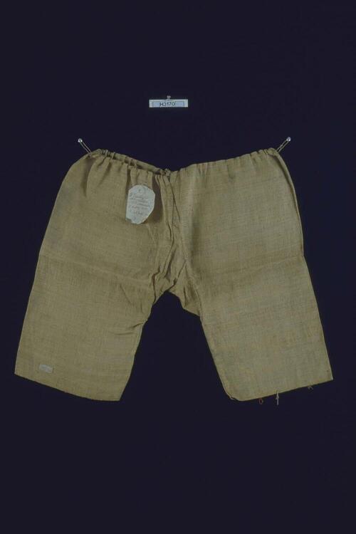 Broek met halflange pijpen stof van waaierpalmvezel