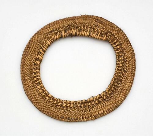 Armband van gevlochten rotan