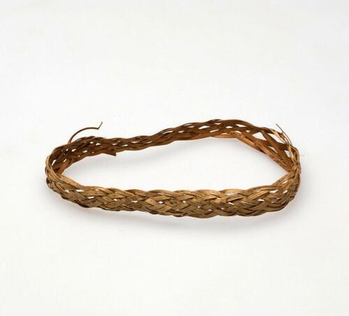 Armband van gevlochten rotan