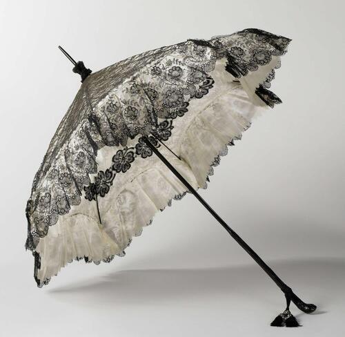 Parasol with machine-made lace canopy