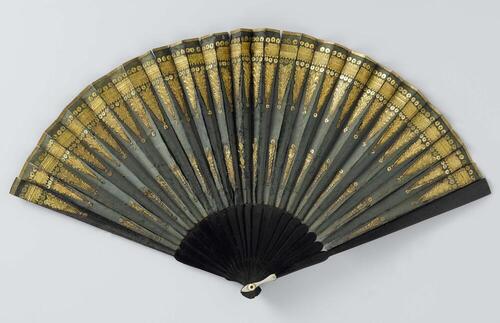 Folding fan